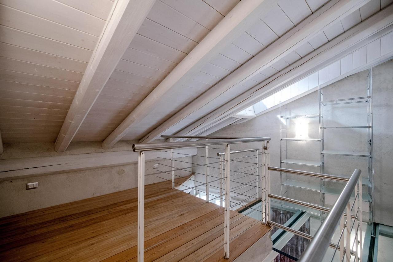 House Of Glass Cathedral View - The House Of Travelers Como Luaran gambar